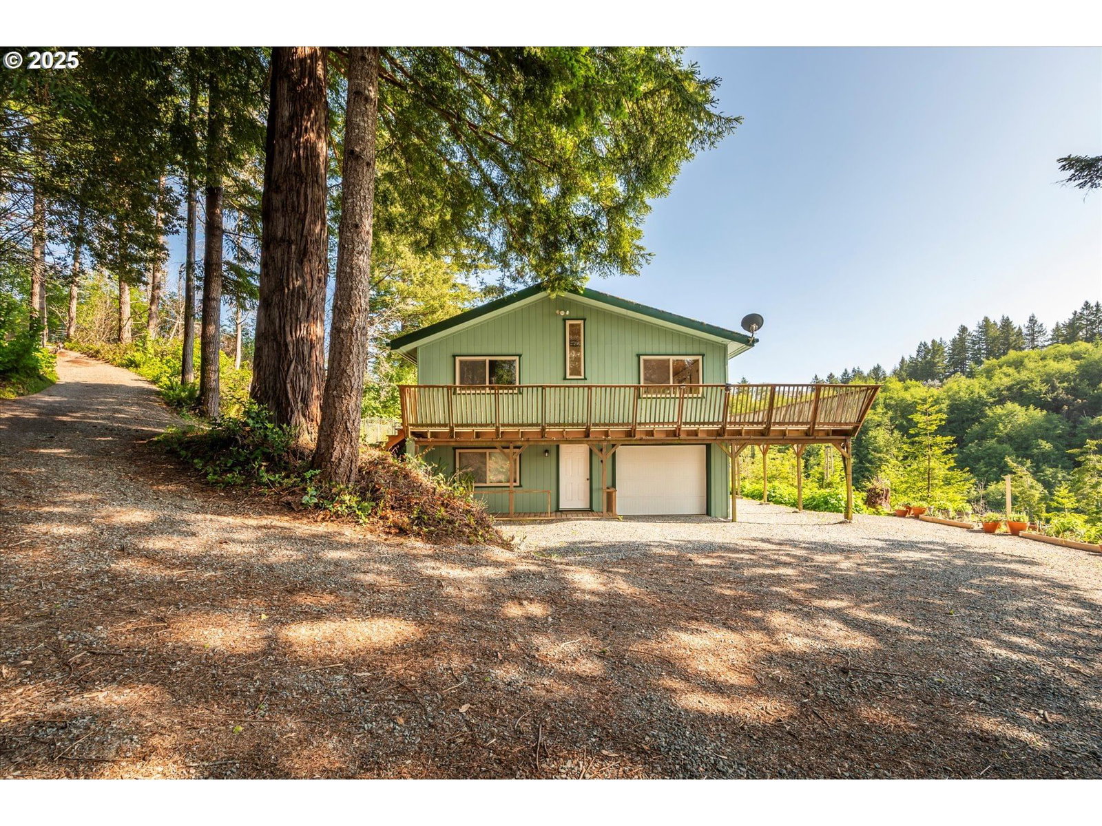 Listing photo 1 of 6