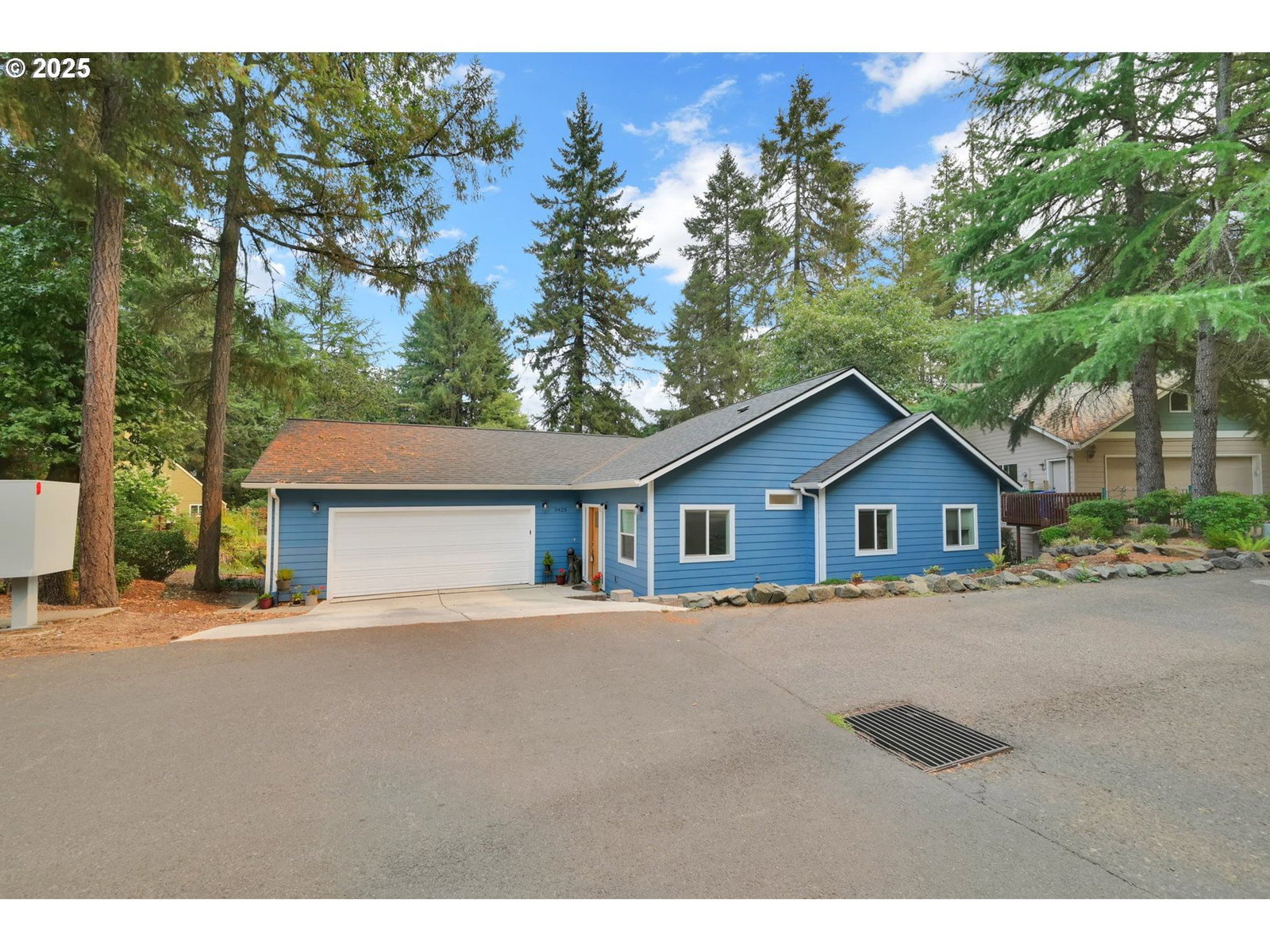 Primary listing photo, 3825 BRIGHTON AVE, Eugene, OR, 97405