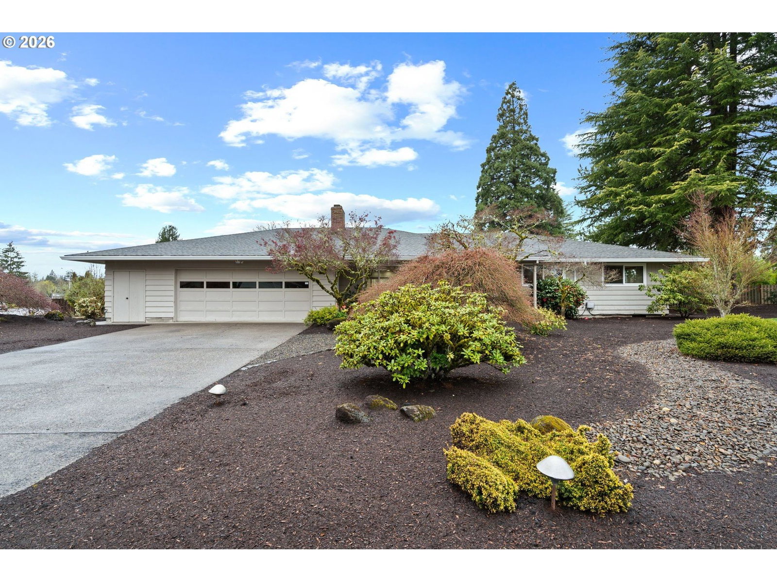 Primary listing photo, 809 NE DELSEY RD, Hillsboro, OR, 97124