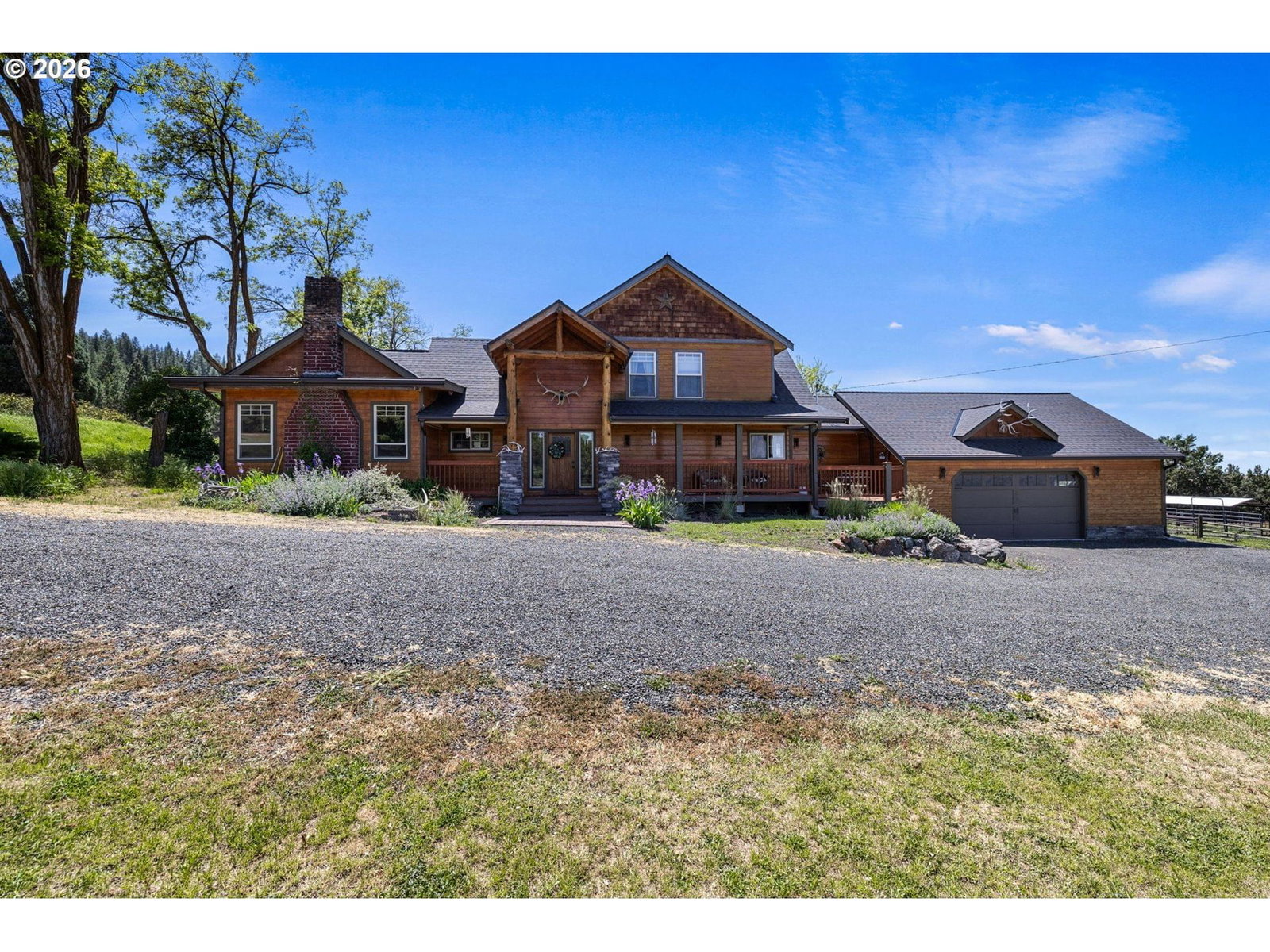 Listing photo 1 of 6