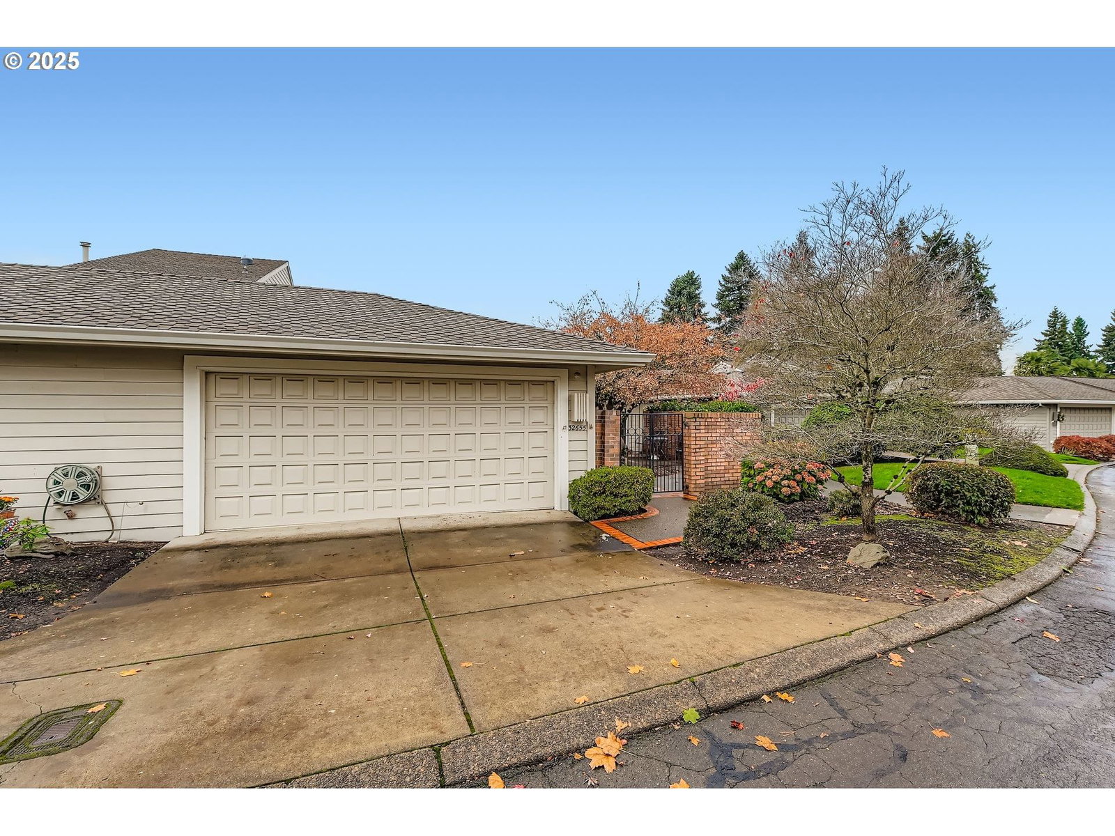 32655 SW LAKE POINT CT