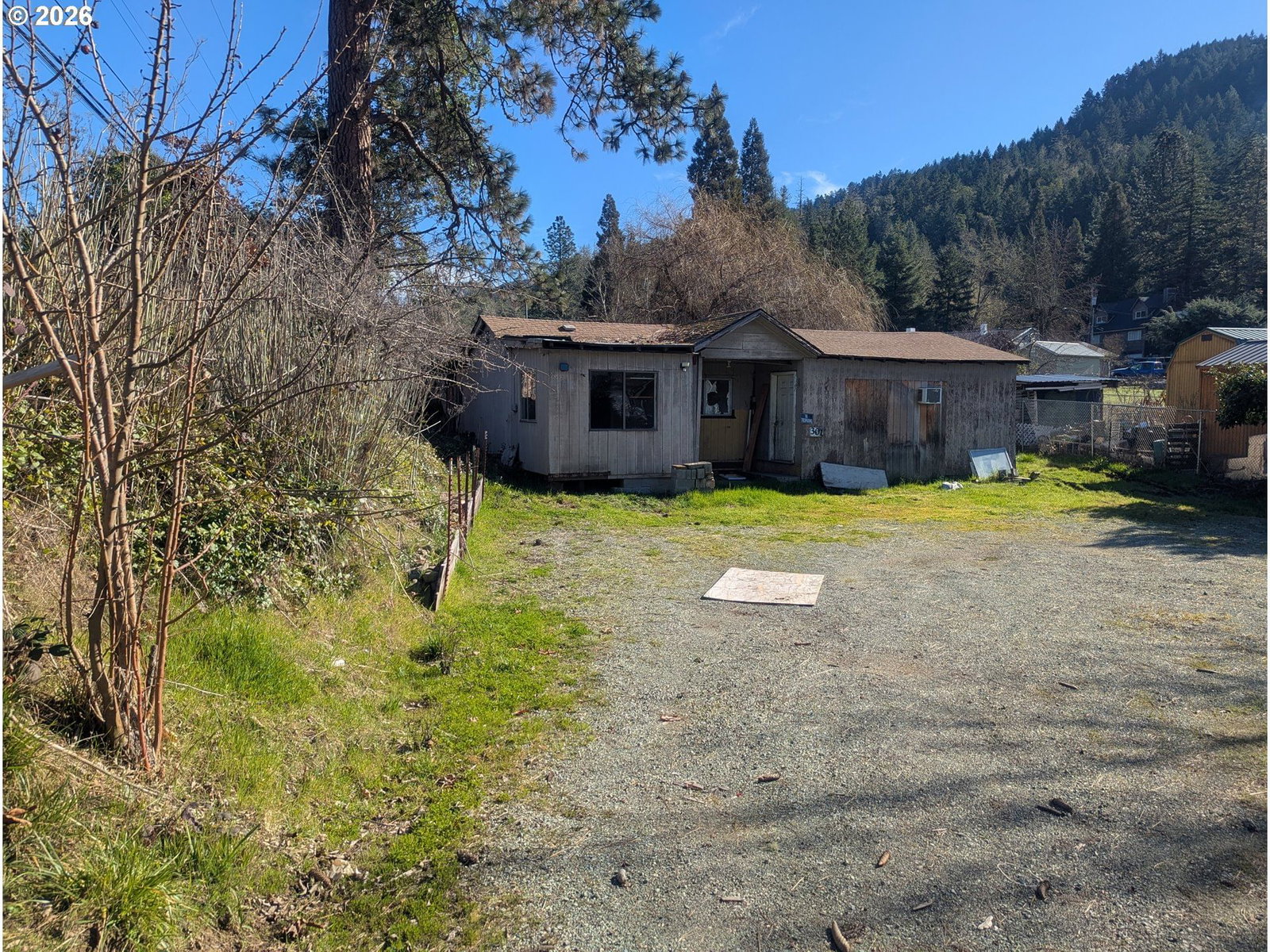 Listing photo 1 of 1