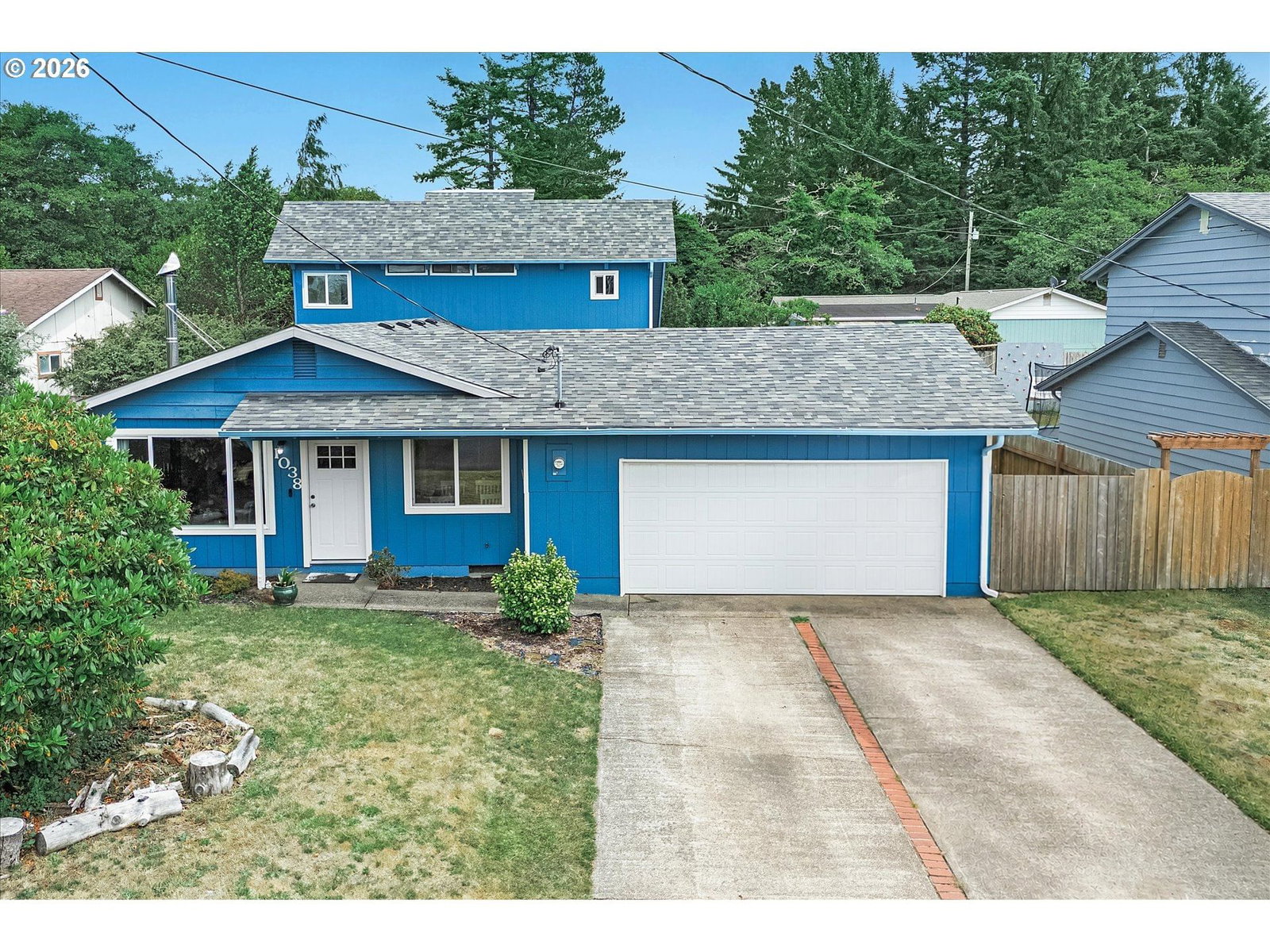 Listing photo 1 of 6