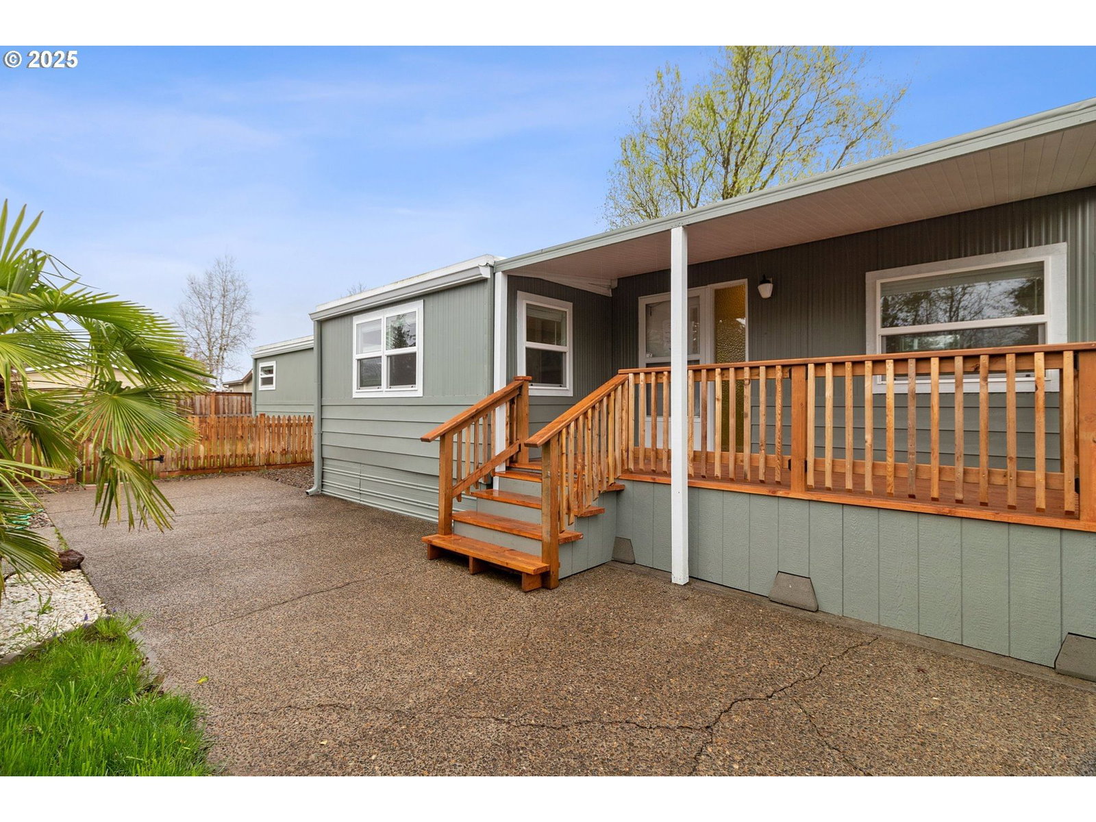 Listing photo 1 of 1
