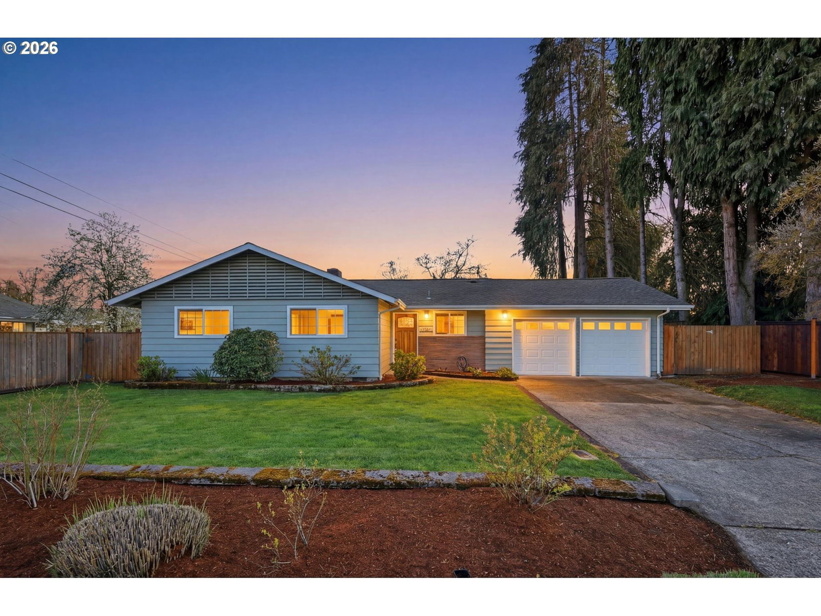 Primary listing photo, 1789 LAWNRIDGE AVE, Springfield, OR, 97477