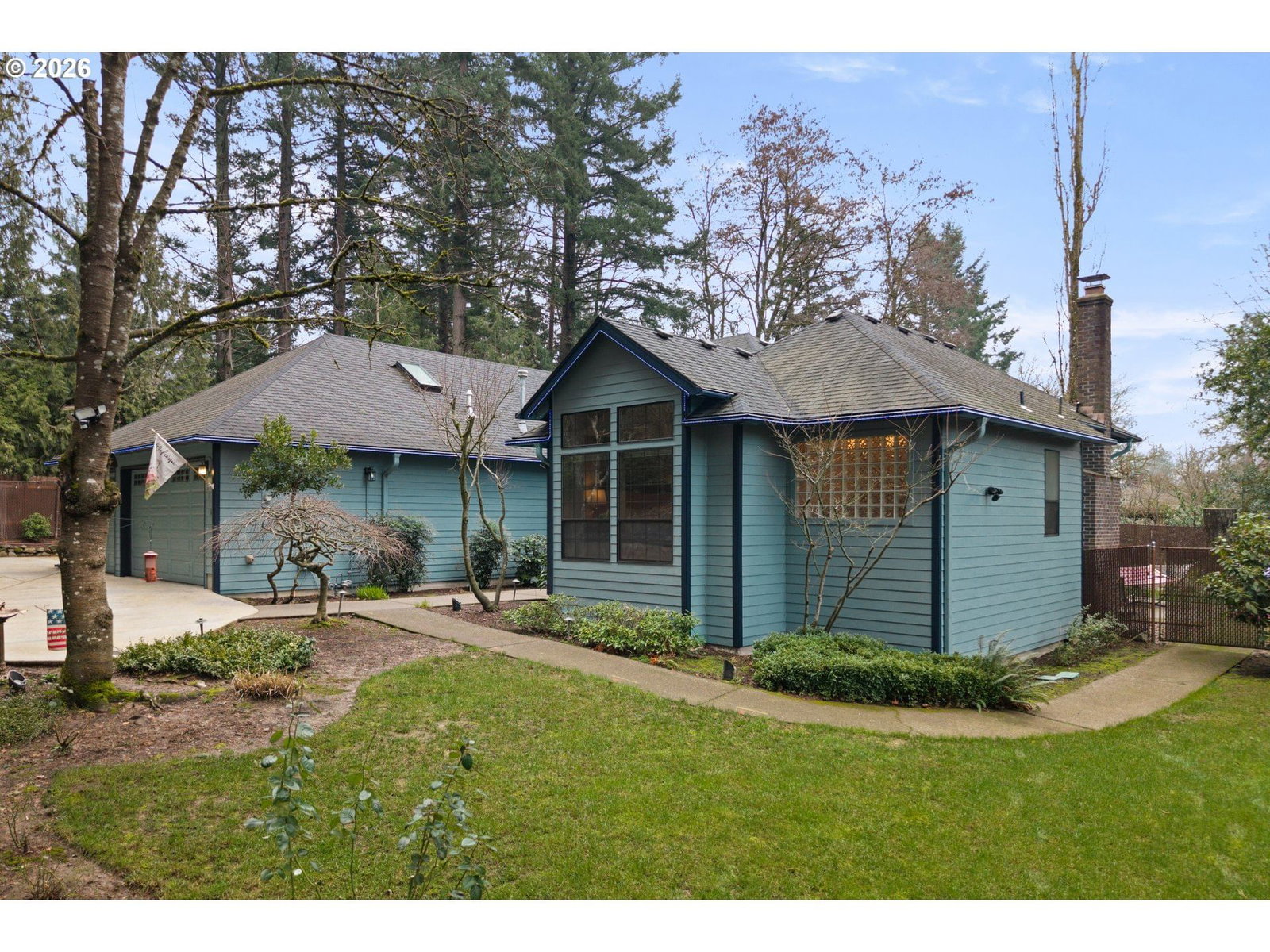 Primary listing photo, 12116 LESSER RD, Portland, OR, 97219