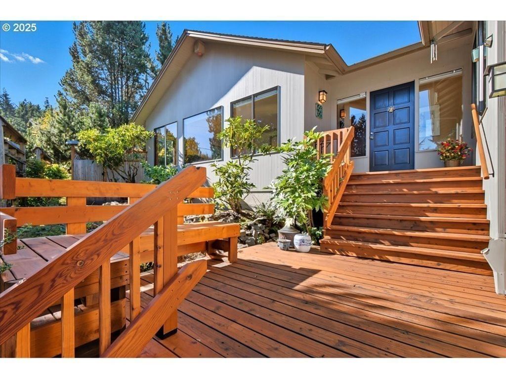 2635 SW SHERWOOD PL