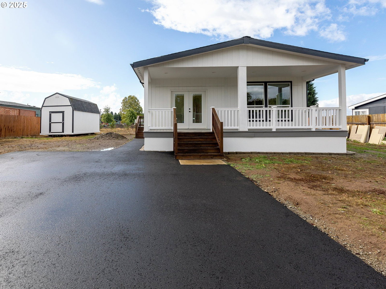 Listing photo 1 of 6