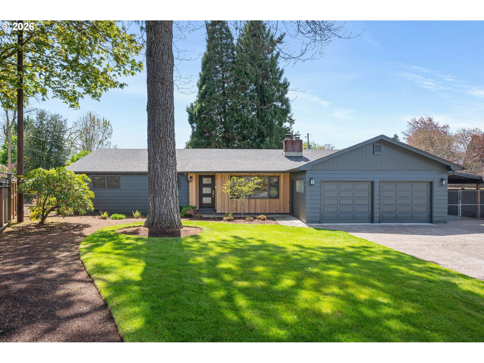 Primary listing photo, 250 REGAL CT, Eugene, OR, 97401