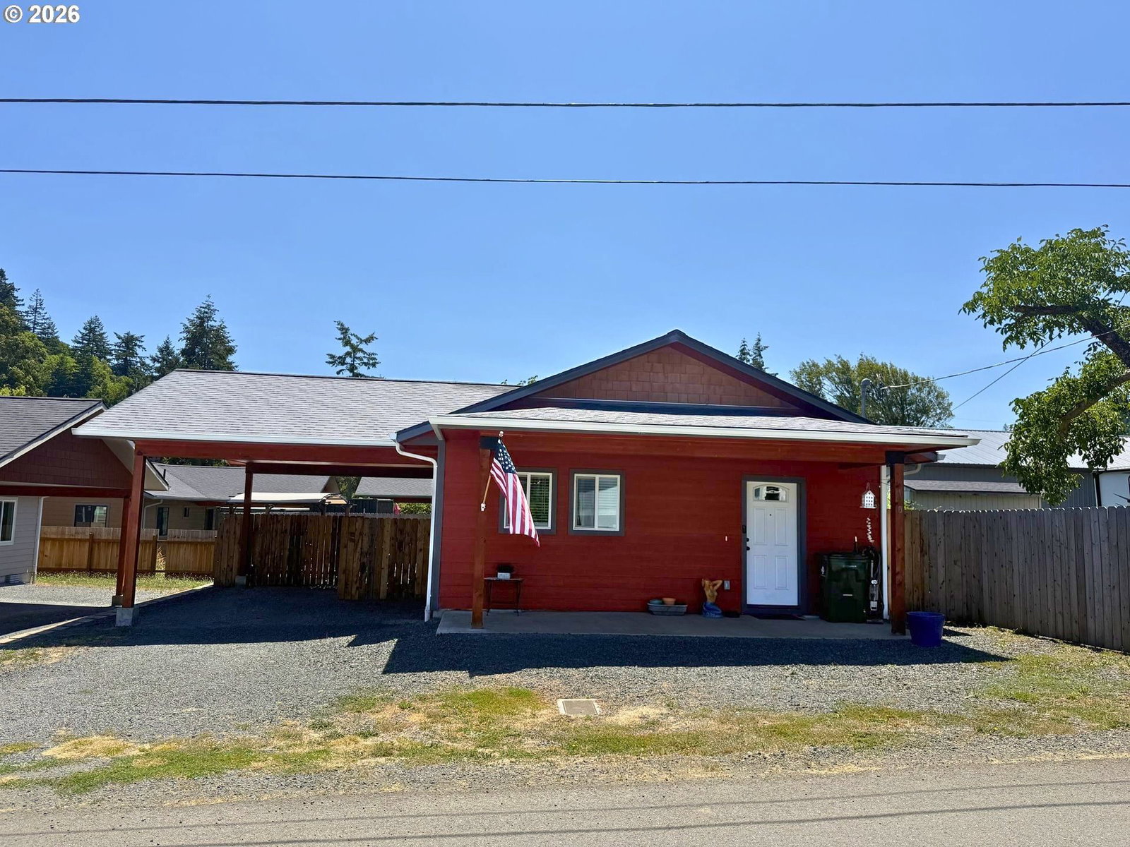 Listing photo 1 of 6