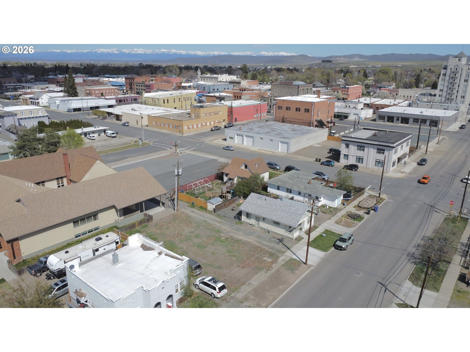 Primary listing photo, 2128 Auburn AVE, Baker City, OR, 97814