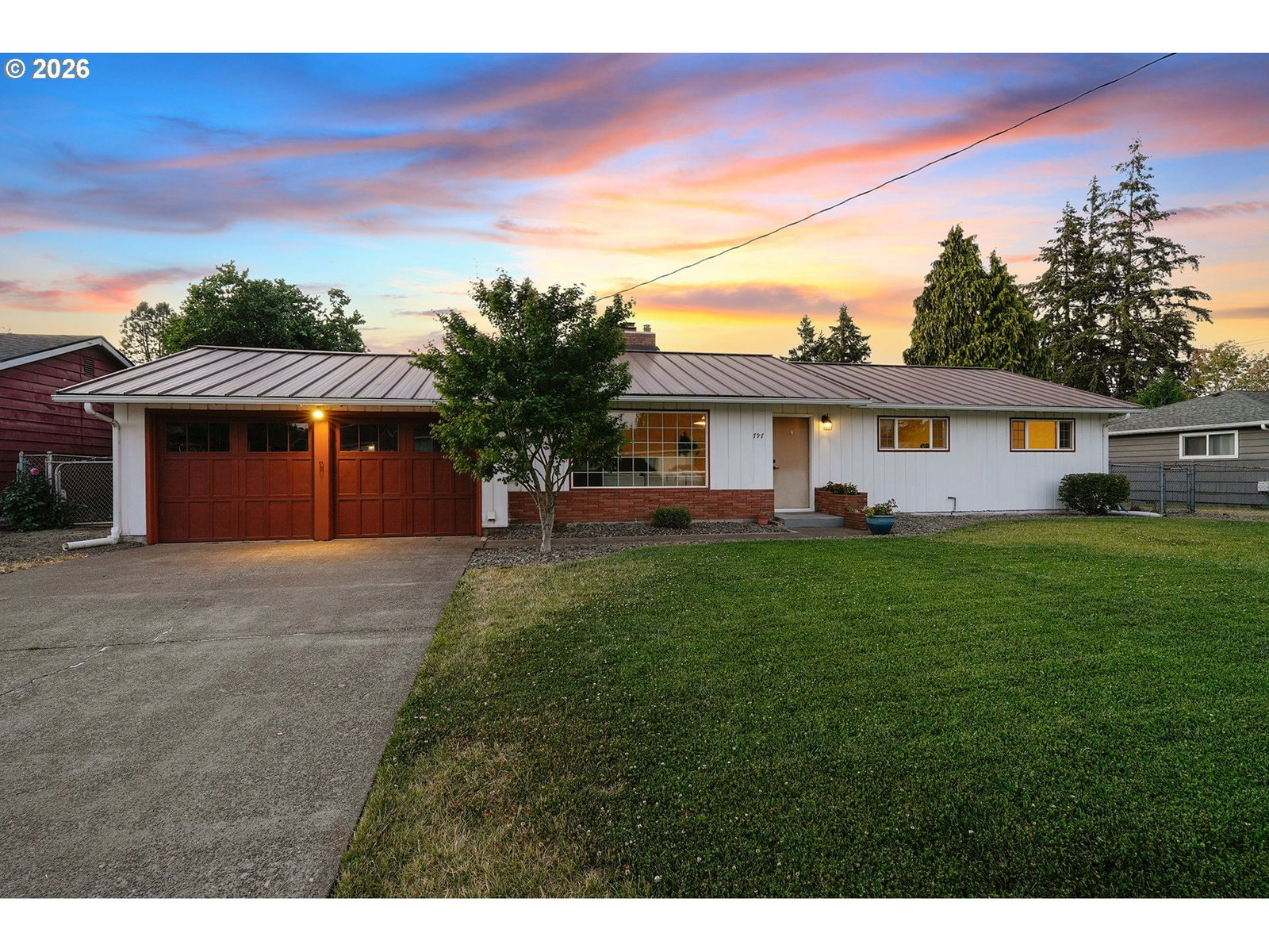 Listing photo 1 of 6