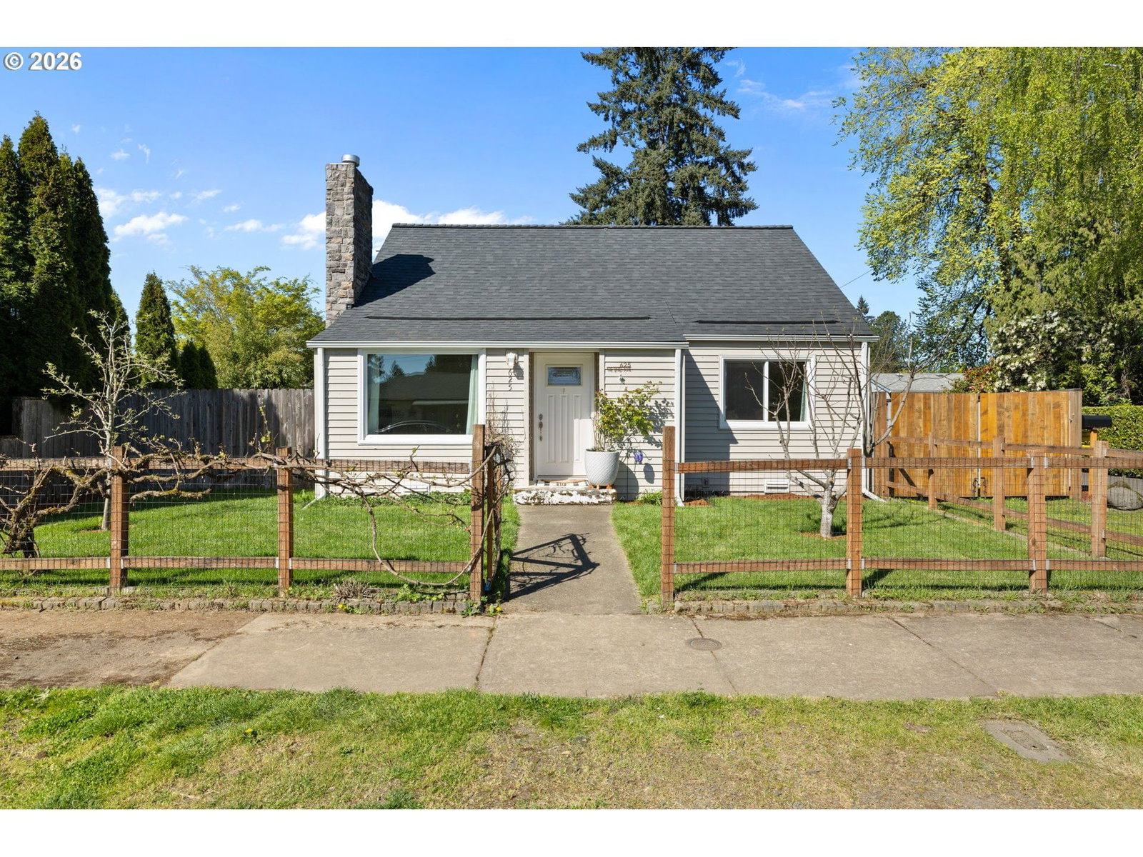 Primary listing photo, 625 NE 2nd AVE, Hillsboro, OR, 97124