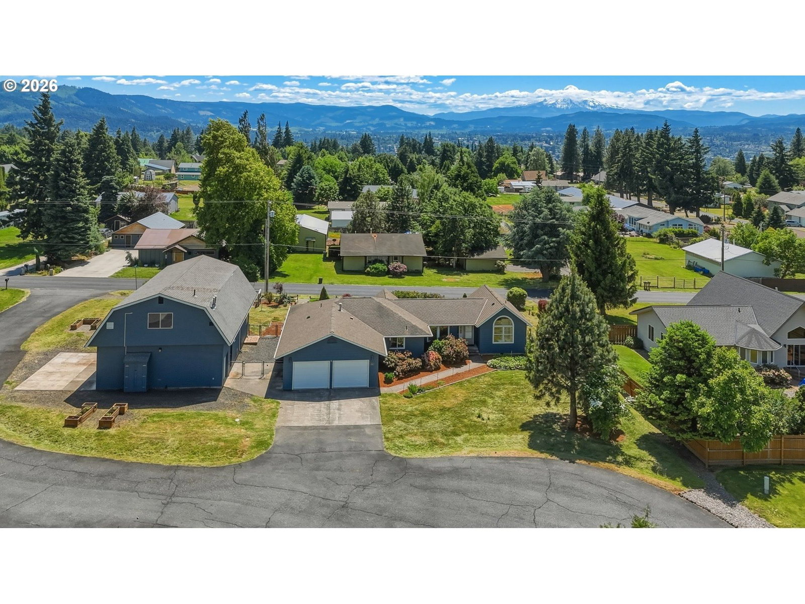 Listing photo 1 of 6