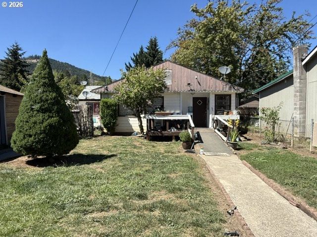 Listing photo 1 of 6