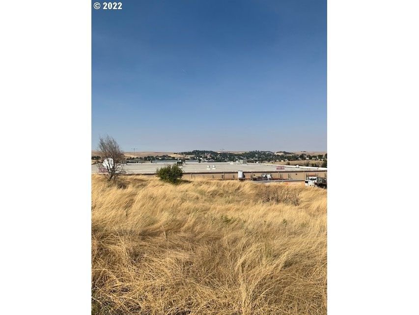 Listing photo 1 of 1