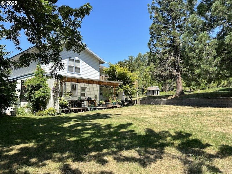Listing photo 1 of 1