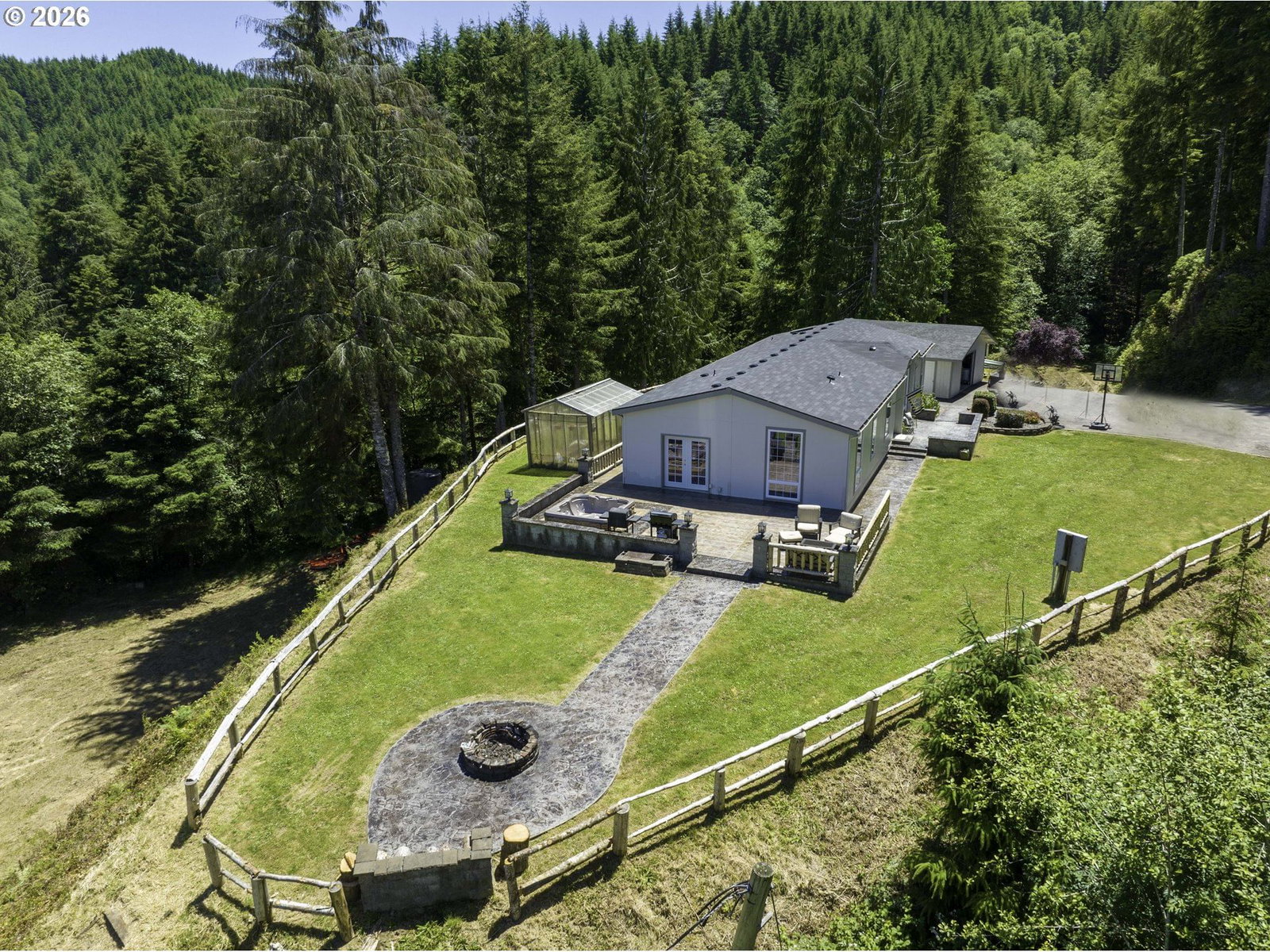 Listing photo 1 of 1