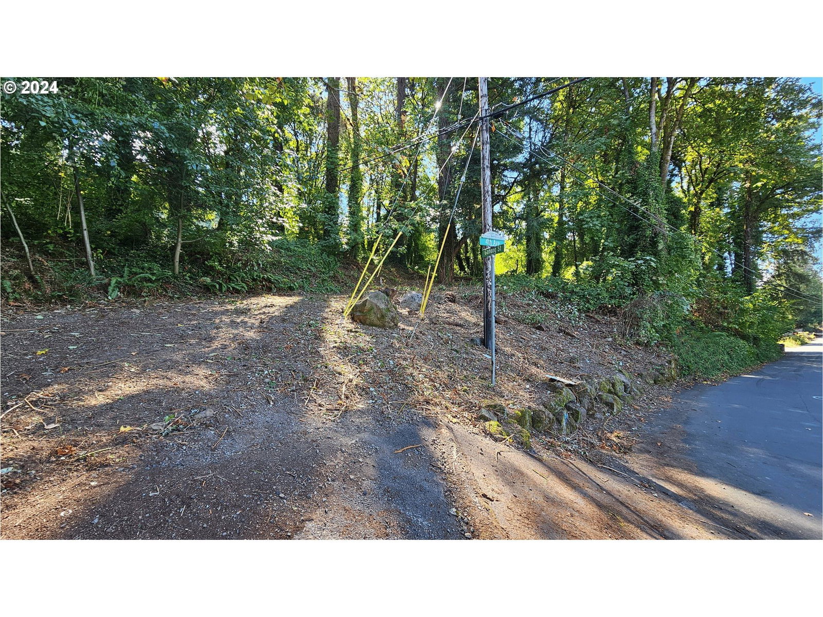 Listing photo 1 of 1