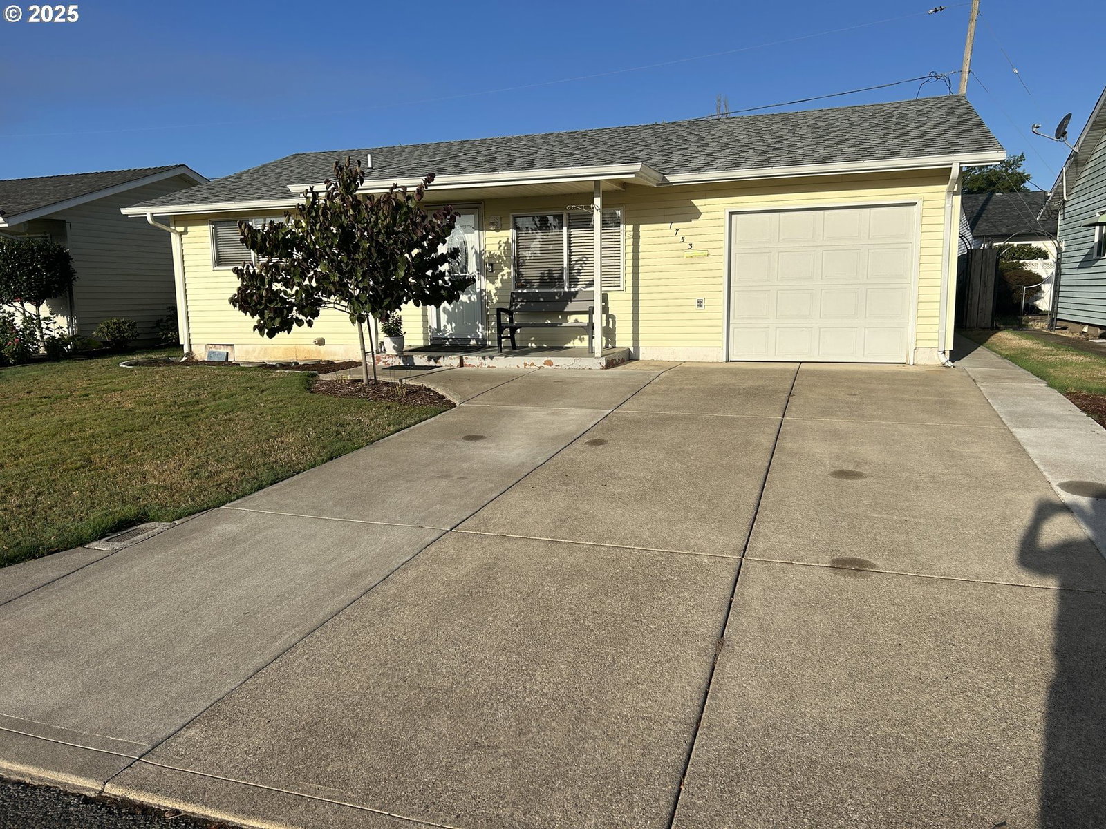 Primary listing photo, 1753 JANSEN WAY, Woodburn, OR, 97071