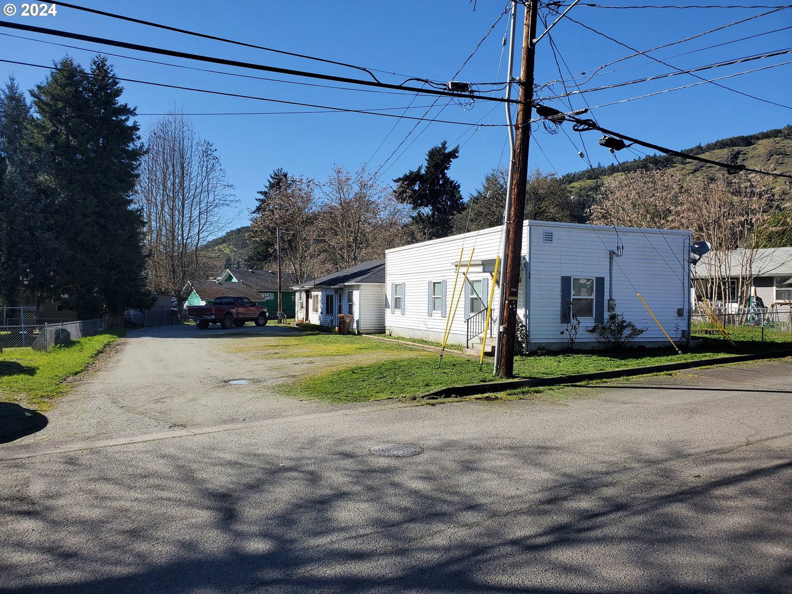 Listing photo 1 of 1