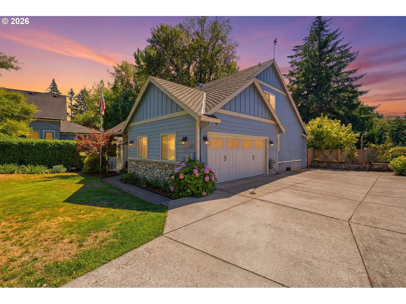 629 SE Roberts AVE