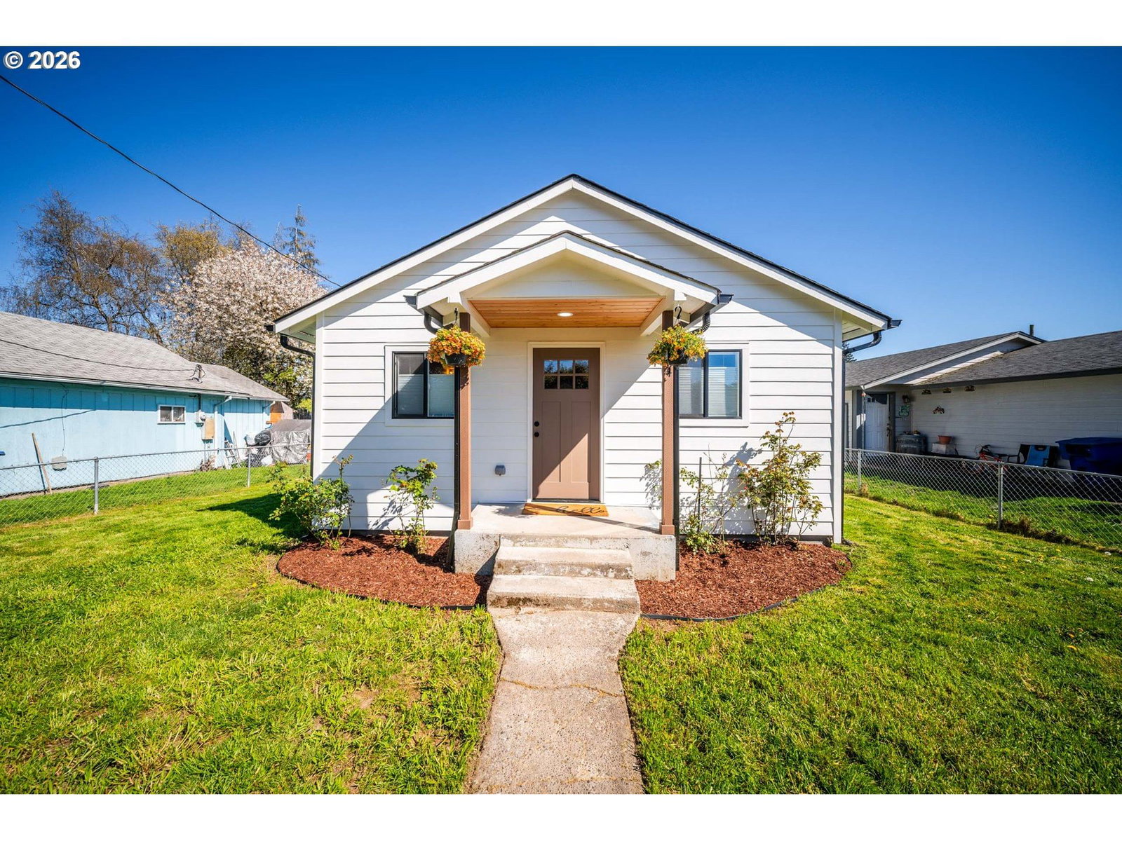 Primary listing photo, 804 7TH AVE, Kelso, WA, 98626