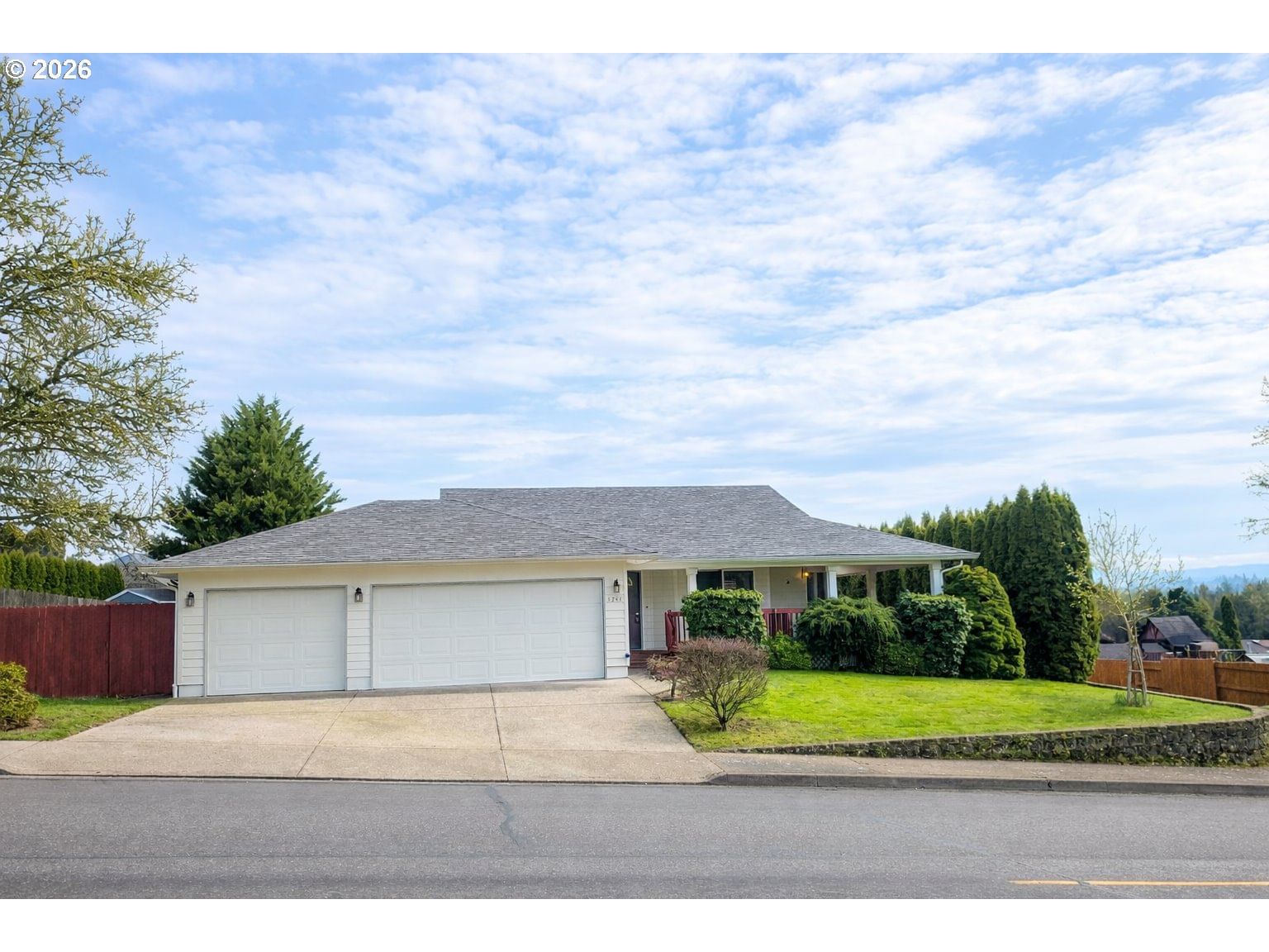 Primary listing photo, 1241 E SOUTHVIEW HEIGHTS DR, La Center, WA, 98629