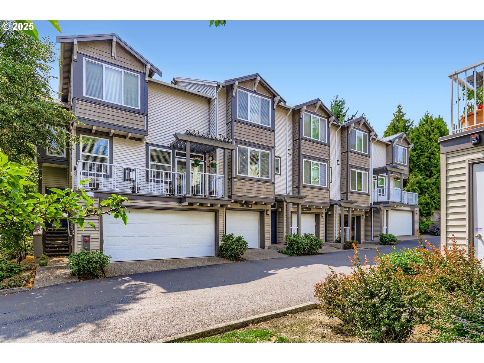 Primary listing photo, 13850 SW SCHOLLS FERRY RD #102, Beaverton, OR, 97007