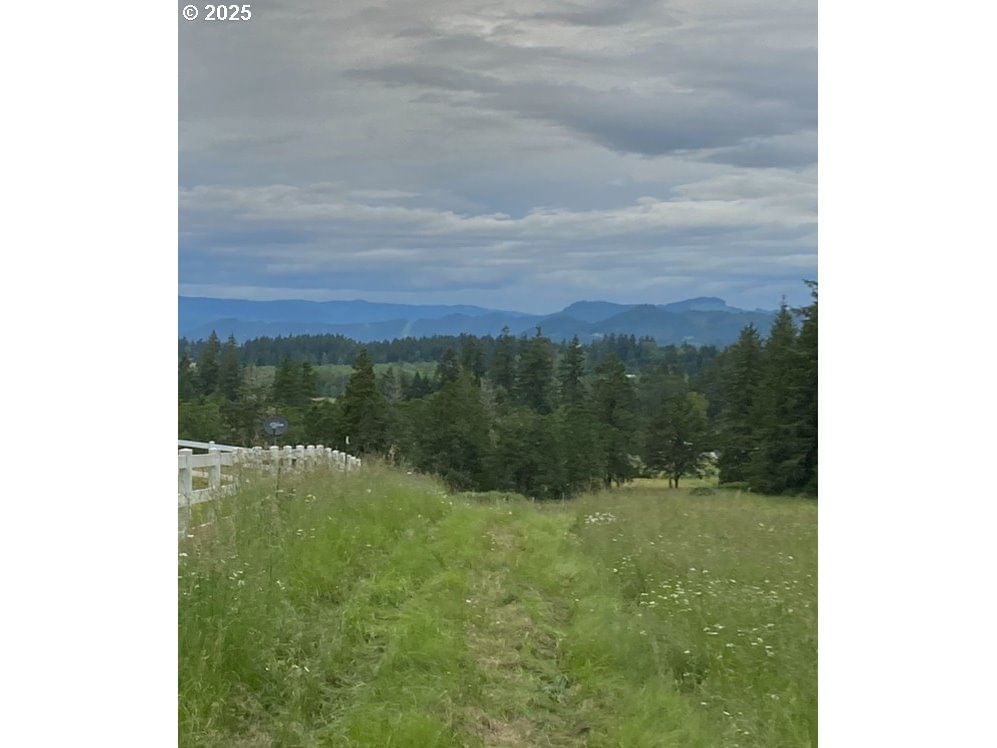 Listing photo 1 of 1