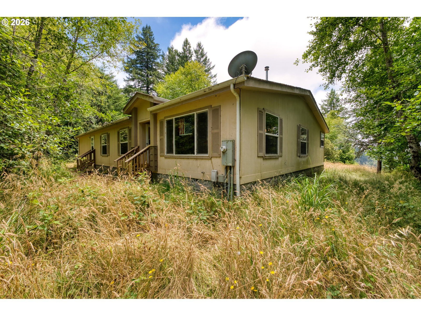 Listing photo 1 of 6