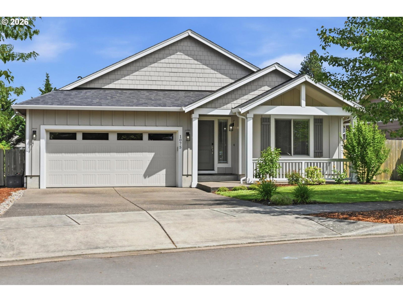 Primary listing photo, 1075 SAGE ST, Silverton, OR, 97381