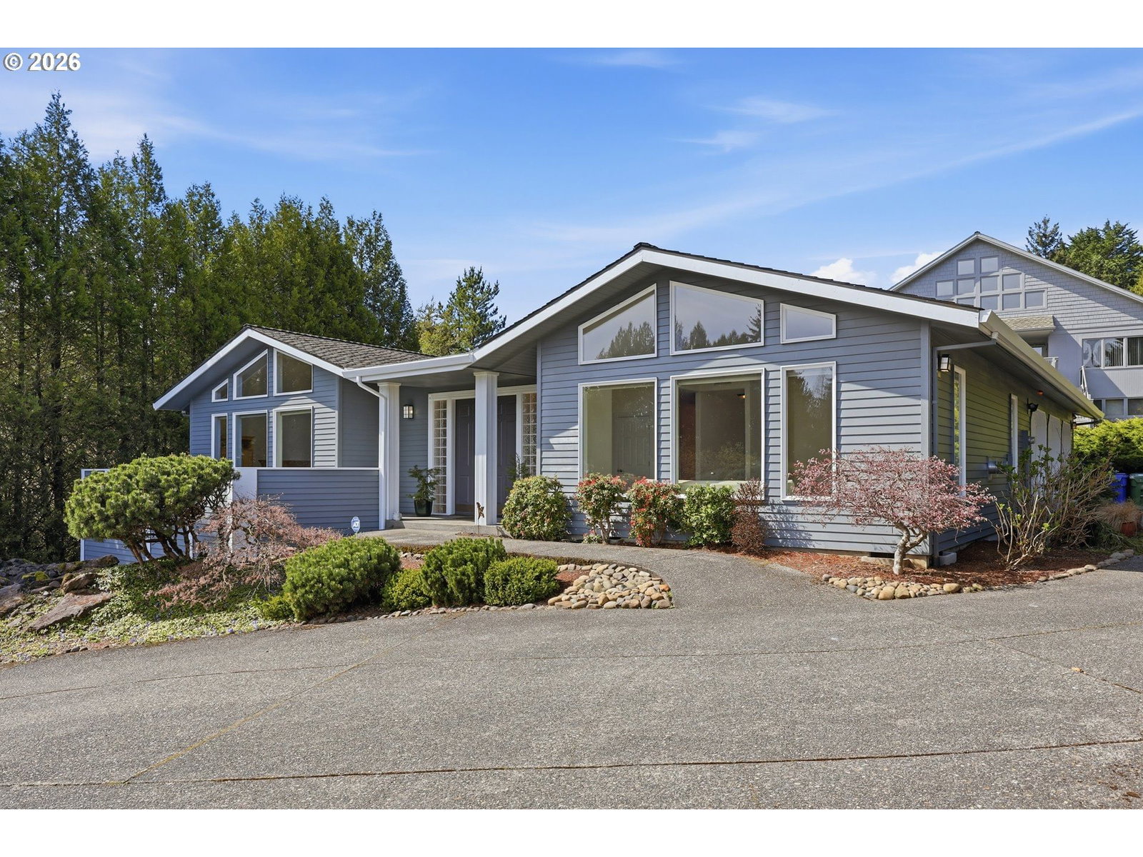 Primary listing photo, 1611 SW DICKINSON LN, Portland, OR, 97219