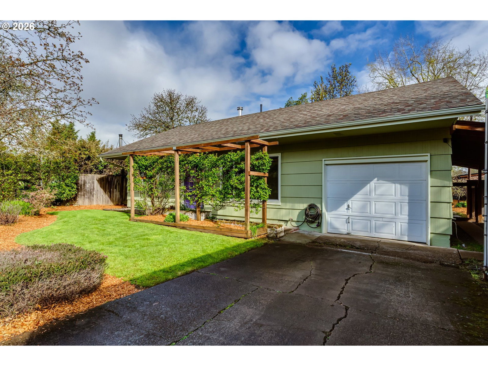 Primary listing photo, 2125 W 19TH PL, Eugene, OR, 97405