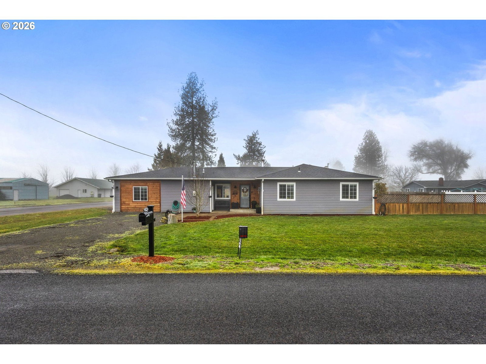 Listing photo 1 of 1