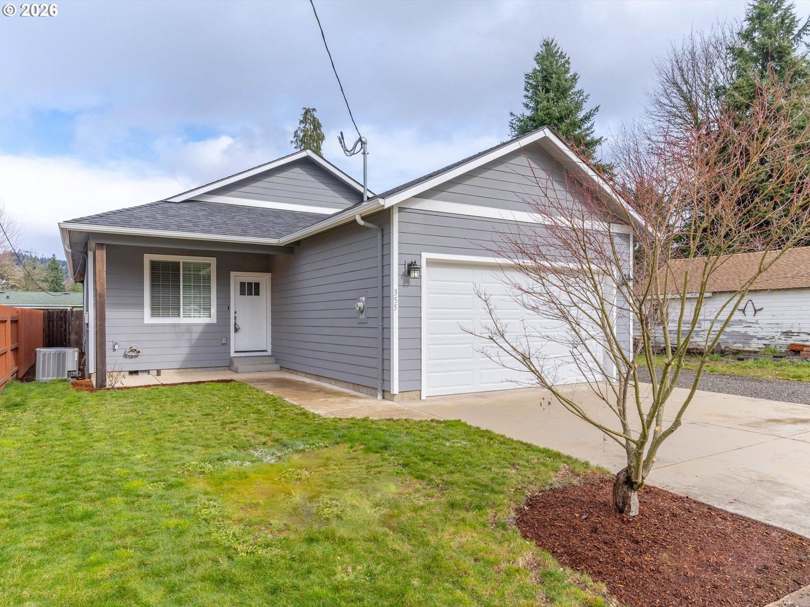 Primary listing photo, 355 SE JUNIPER ST, Mill City, OR, 97360