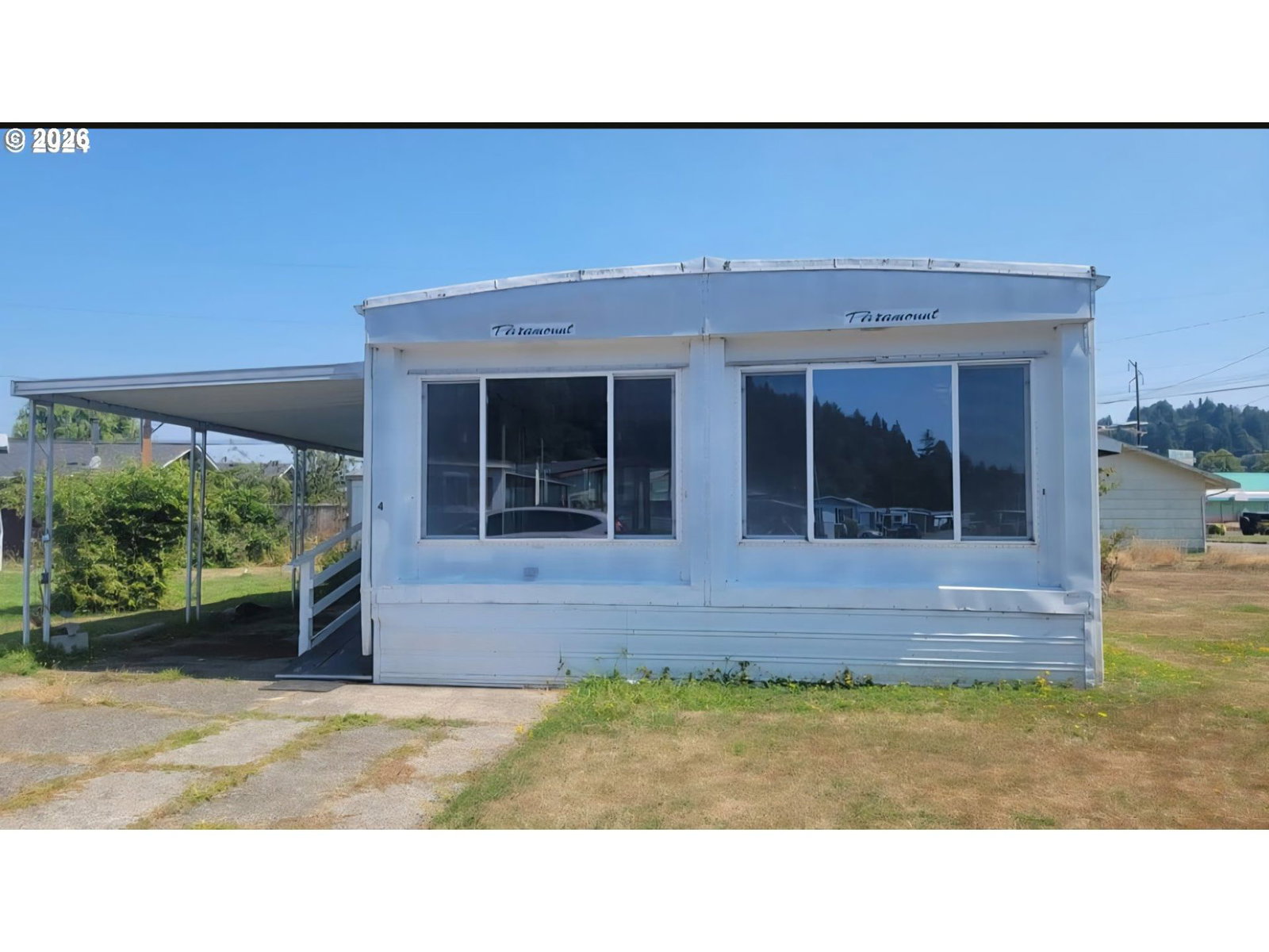 Listing photo 1 of 6