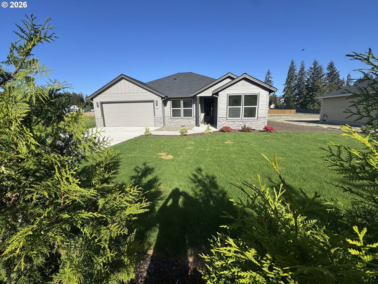 121 GASSMAN RD