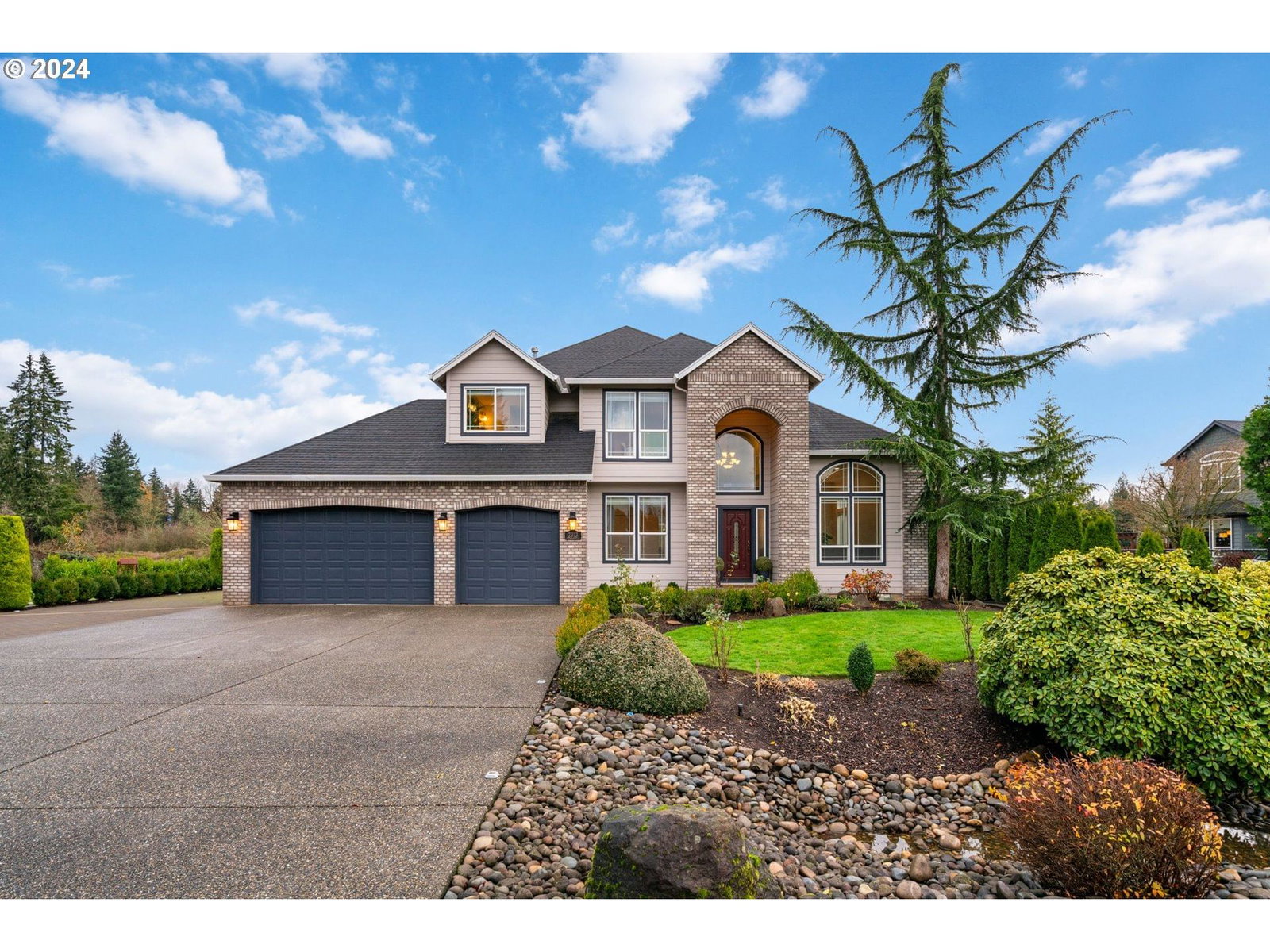 Primary listing photo, 2913 SW 7TH AVE, Battle Ground, WA, 98604