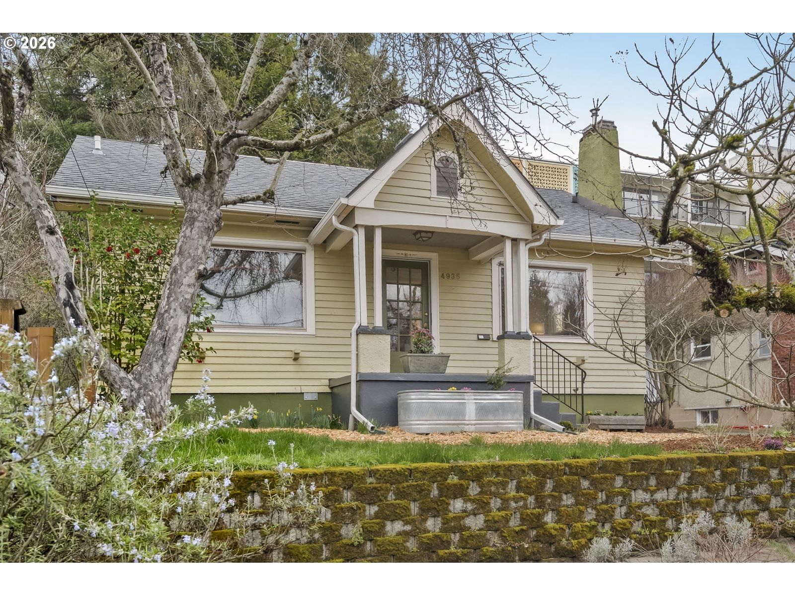 Primary listing photo, 4935 NE FLANDERS ST, Portland, OR, 97213