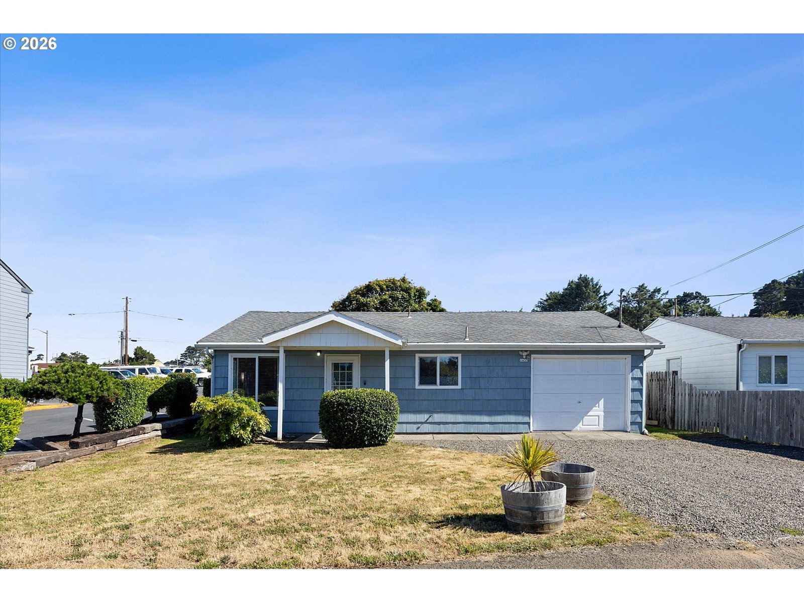 Listing photo 1 of 6