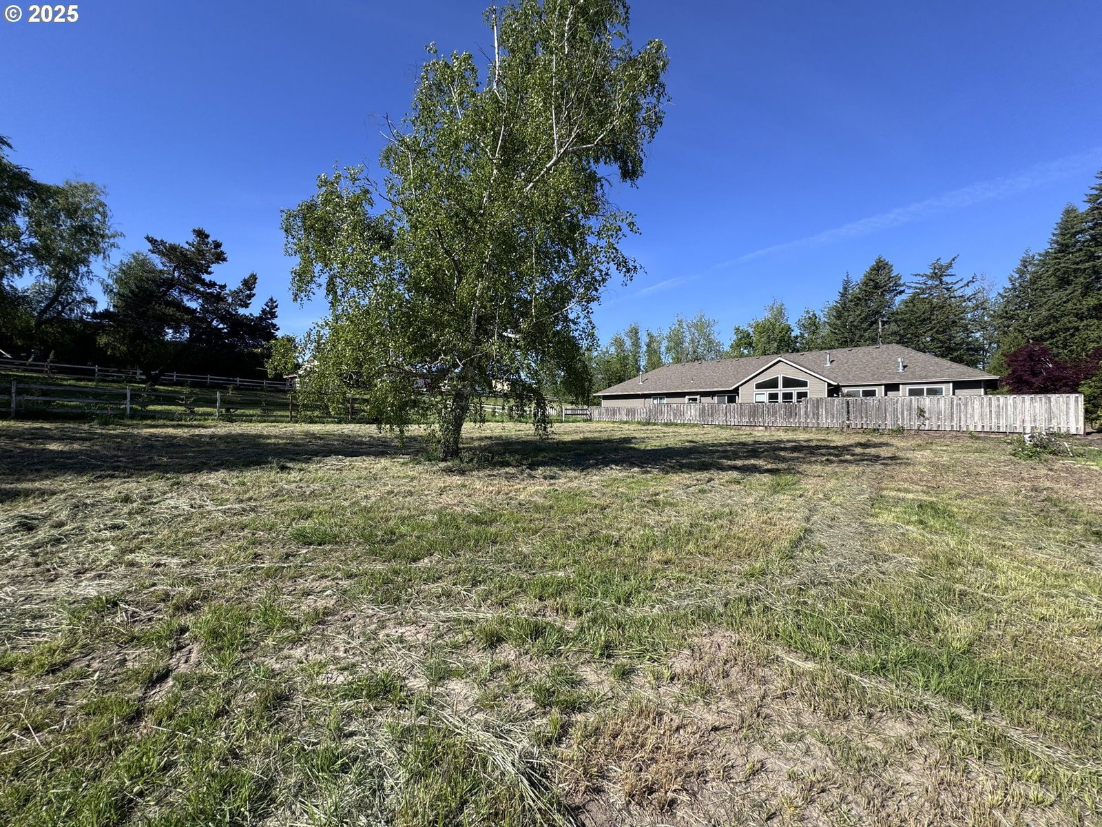 Listing photo 1 of 1