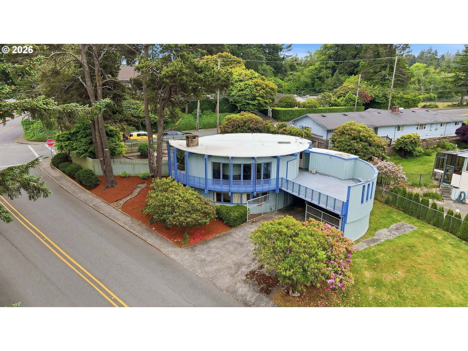 Listing photo 1 of 6