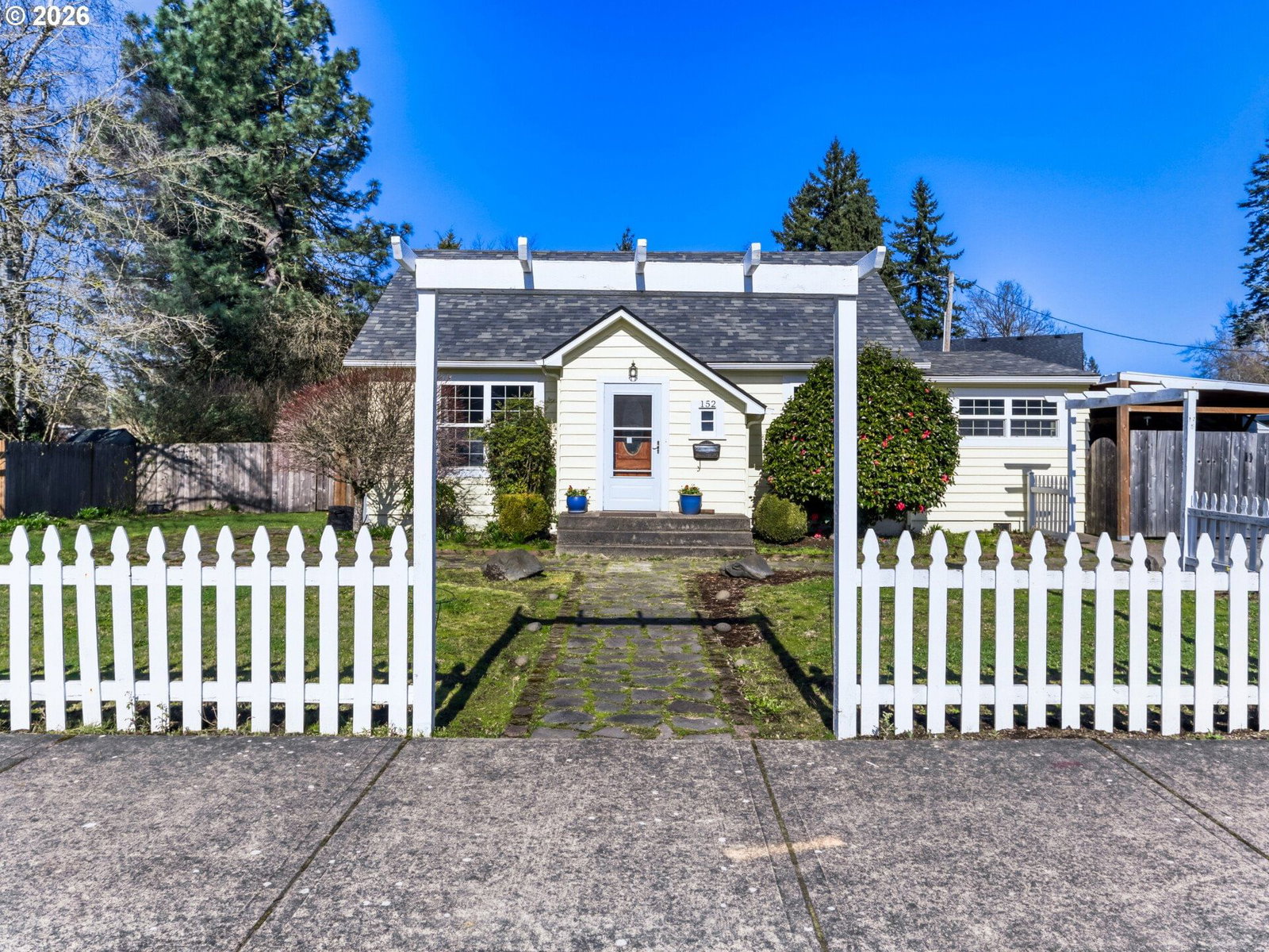 Primary listing photo, 152 NE 5TH AVE, Canby, OR, 97013