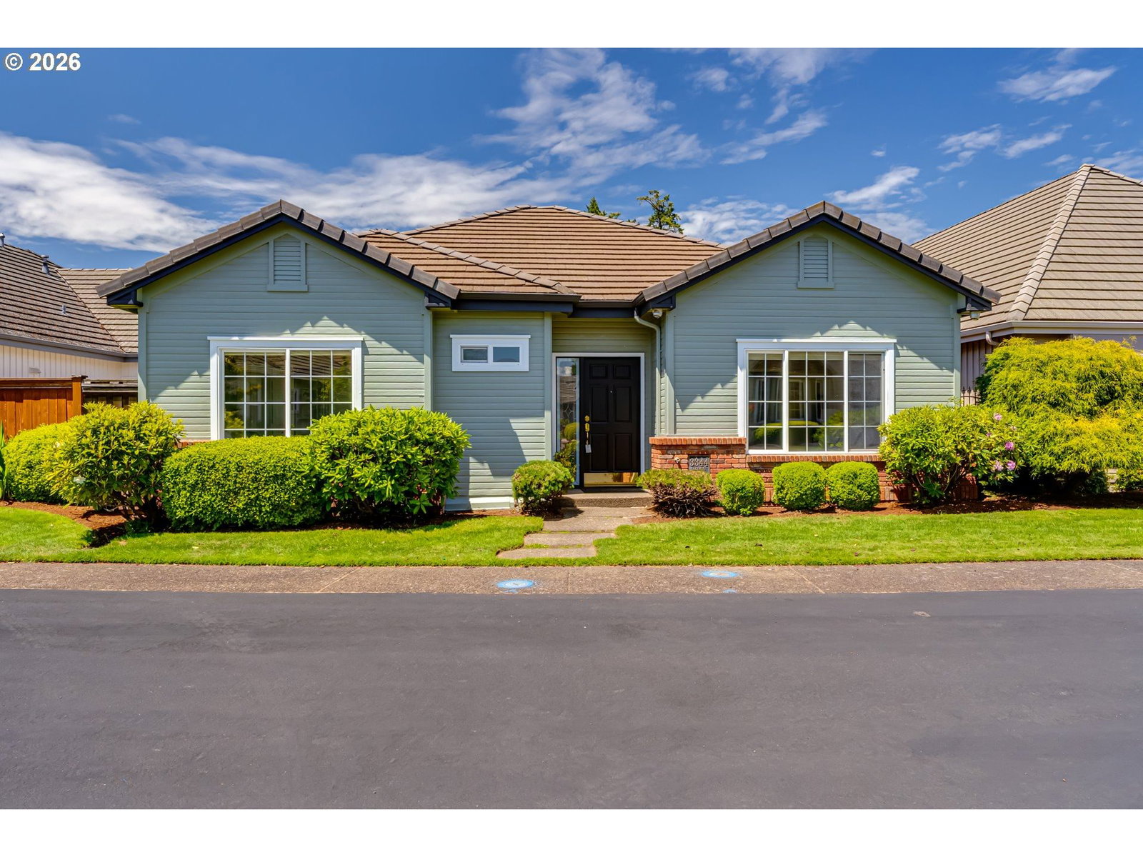 Primary listing photo, 3344 LAKEMONT DR, Eugene, OR, 97408