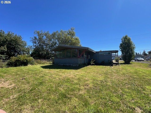 Listing photo 1 of 6