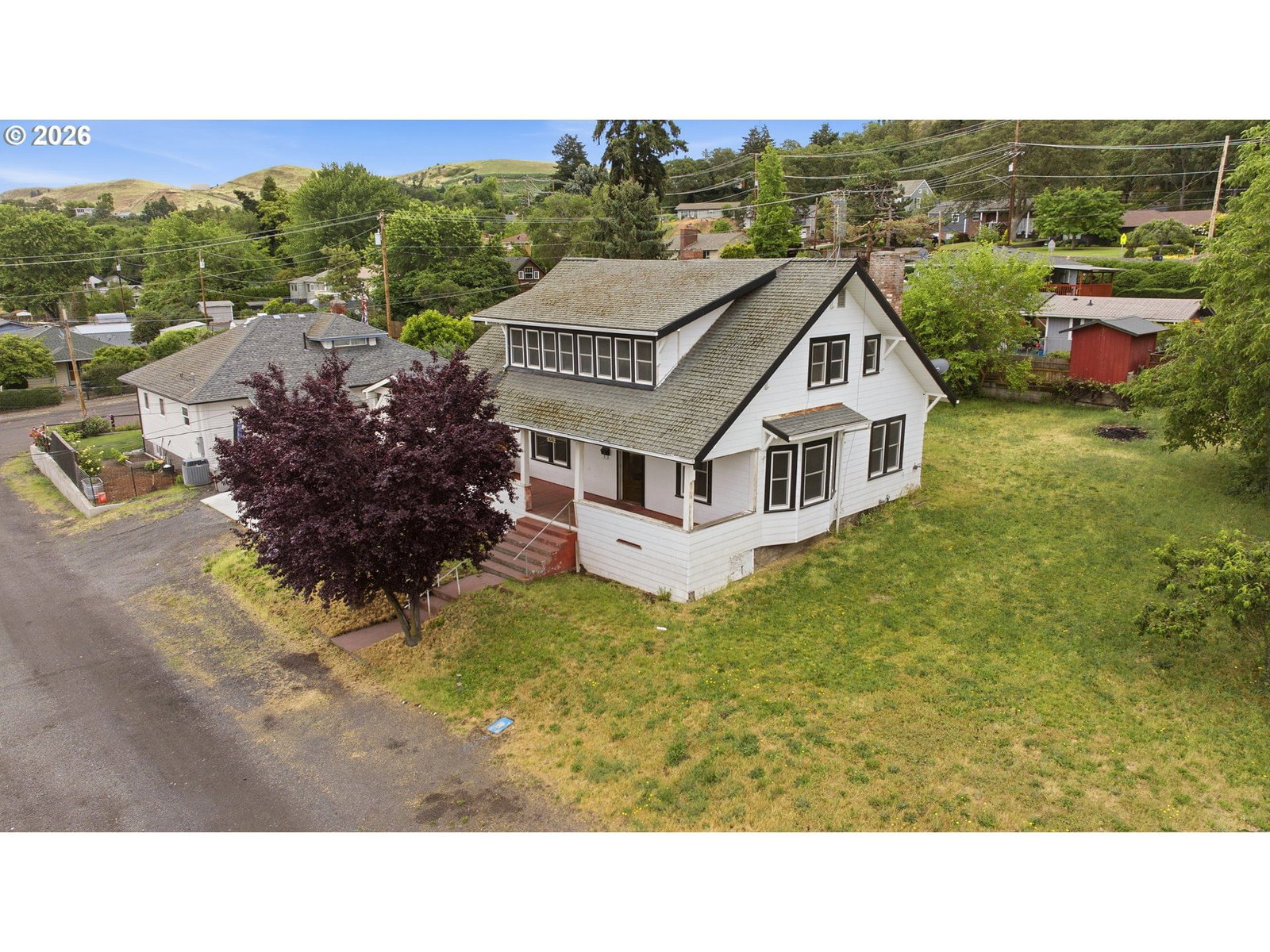 Listing photo 1 of 6