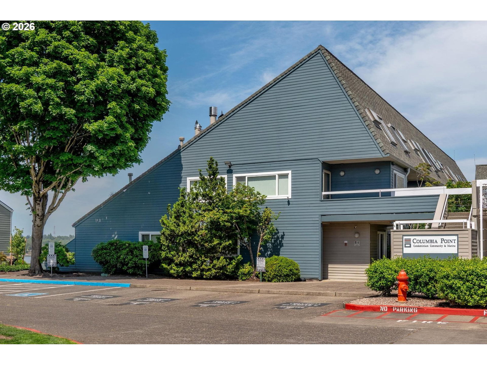 Listing photo 1 of 6