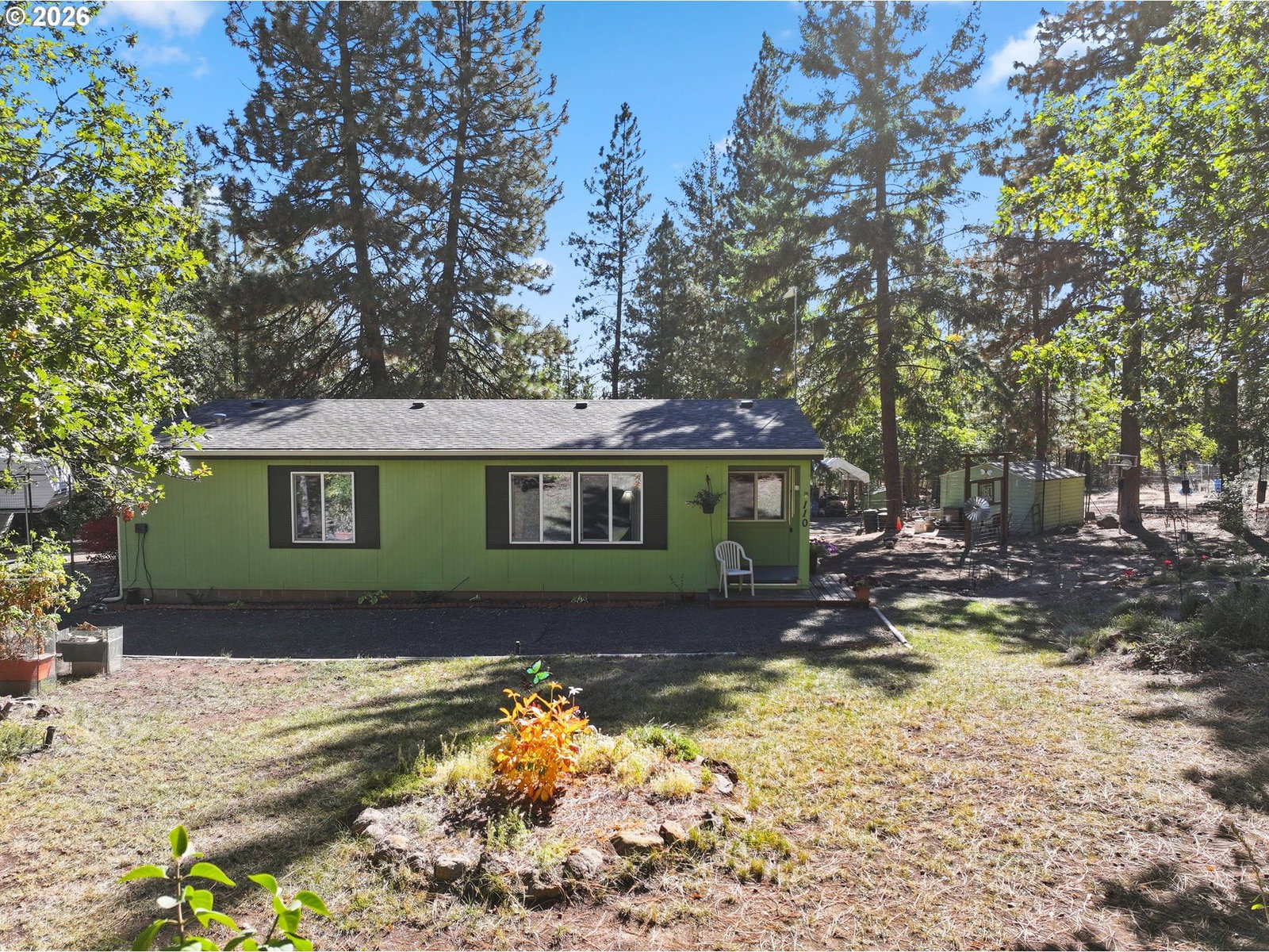 Listing photo 1 of 6