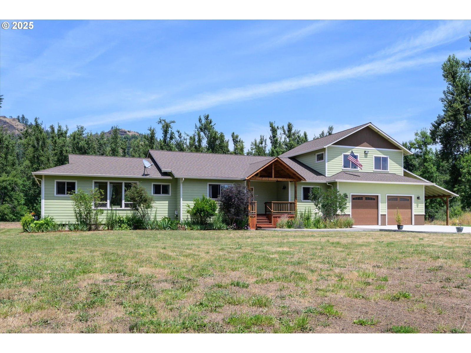 Primary listing photo, 37381 RIVERSIDE DR, Pleasant Hill, OR, 97455